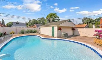 17543 Brody Ave, Allen Park, MI 48101
