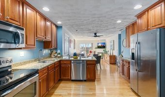 10 Cunningham Ln 204, Billerica, MA 01821
