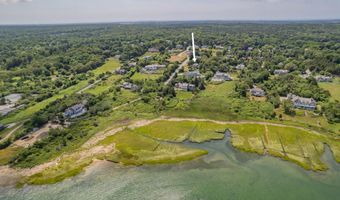 93 Harris Meadow Ln, Barnstable, MA 02630