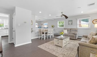 210 Coolidge Ave Ave, Absecon, NJ 08201