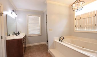 1450 County Road 704, Blue Mountain, MS 38610