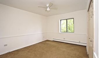 126 S La Londe Ave, Addison, IL 60101