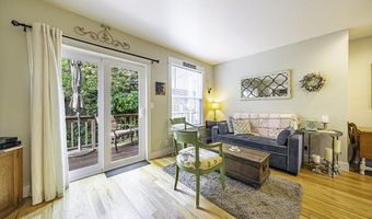 144 N 2nd St, Ashland, OR 97520
