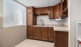 2802 Bombridge Ct, Ann Arbor, MI 48104