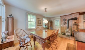 80 W Main St, Chester, CT 06412