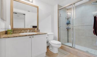 19501 W Country Club Dr 309, Aventura, FL 33180