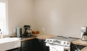 2281 Fairview, Adrian, MI 49221