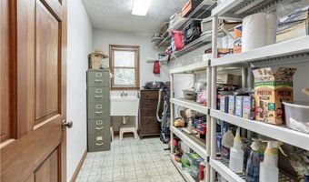 558 Auburn Rd, Auburn, GA 30011