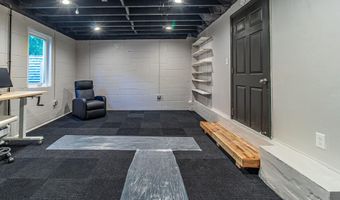 3005 Oakwood St, Ann Arbor, MI 48104