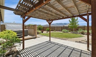 123 Hood Dr, Dayton, NV 89403