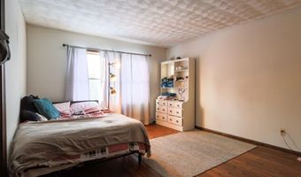 137 China Rd, Albion, ME 04910