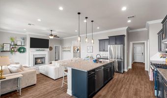 37 Crowder Dr, Benton, LA 71006