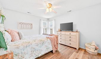 8138 Maple Stream Blvd, Indianapolis, IN 46217