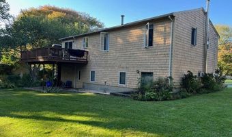 52 Montauk Rd, Narragansett, RI 02882