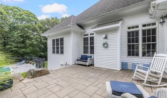 15 Sophia Cir, North Kingstown, RI 02852