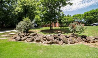 132 N Poplar St, Athens, GA 30606