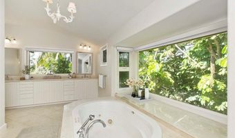 18 Poipu Pl, Honolulu, HI 96825