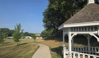 1208 Roosevelt Dr, Atlantic, IA 50022