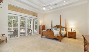 594 N Country Club Dr, Atlantis, FL 33462