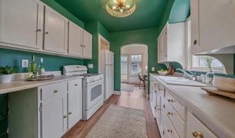 8105 Grandview Ave, Arvada, CO 80002