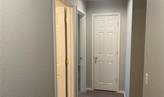 2901 SW Windrift Ave 1, Bentonville, AR 72712