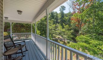 602 Hidden Springs Dr, Asheville, NC 28804