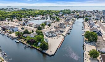 115 Hatteras Rd, Barnegat, NJ 08005