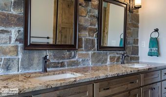 32 Big Creek Dr, Cody, WY 82414