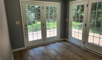 35 Sylvan St, Avon, CT 06001