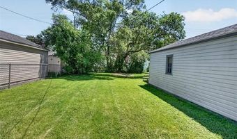 9709 Park Ave, Allen Park, MI 48101
