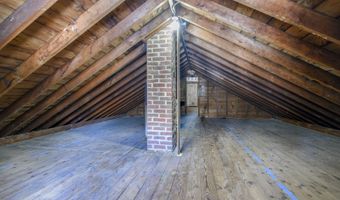 206 Ridgefield Ave, Bridgeport, CT 06610