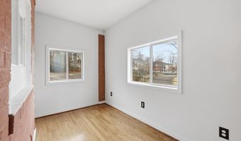 2030 N QUINN St, Arlington, VA 22209