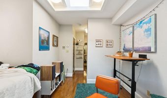 2143 NEWPORT Pl NW, Washington, DC 20037