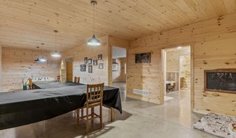 4978 S 11th Rd, Aldrich, MO 65601