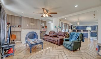 1528 W Idaho Ave, Chickasha, OK 73018