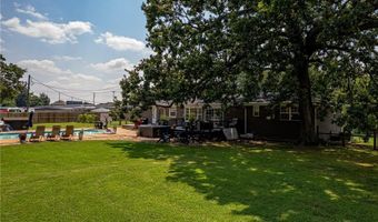 12136 Bedrock Ln, Bentonville, AR 72712