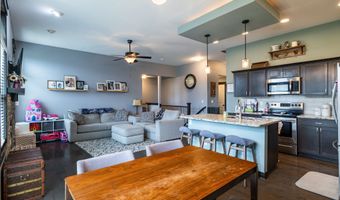 1304 S 10th St, Adel, IA 50003