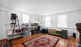 16 School St, North Smithfield, RI 02896