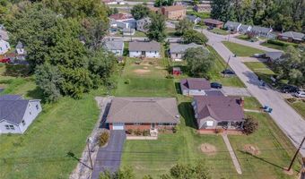 3448 Meridocia St, Alton, IL 62002