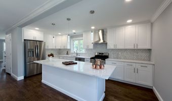 420 Greenwood St, Bridgeport, CT 06606