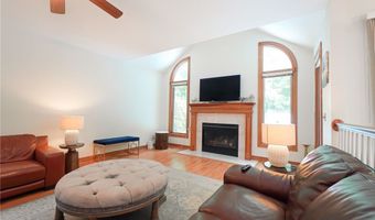23 Forrester Ct, Amherst, NY 14228