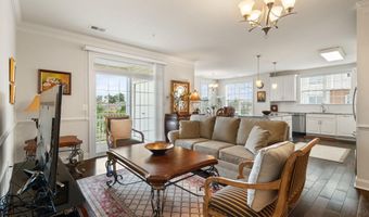 44589 YORK CREST Ter 300, Ashburn, VA 20147
