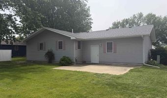 530 S 5th St, Akron, IA 51001