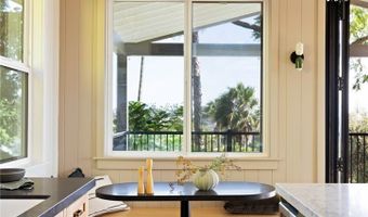 3926 Sunset Dr, Los Angeles, CA 90027