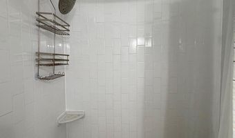 163 TALBOTT St 163, Rockville, MD 20852