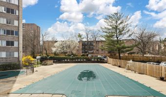 5340 HOLMES RUN Pkwy 904, Alexandria, VA 22304