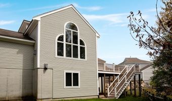 2 Beach Plum Lane U E, Bourne, MA 02532