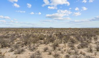 W Saguaro Hill B-2 Road, Congress, AZ 85332