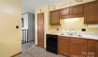 30 Brentwood Dr, Asheville, NC 28806
