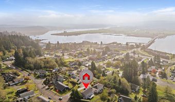 375 McClure Ave, Astoria, OR 97103